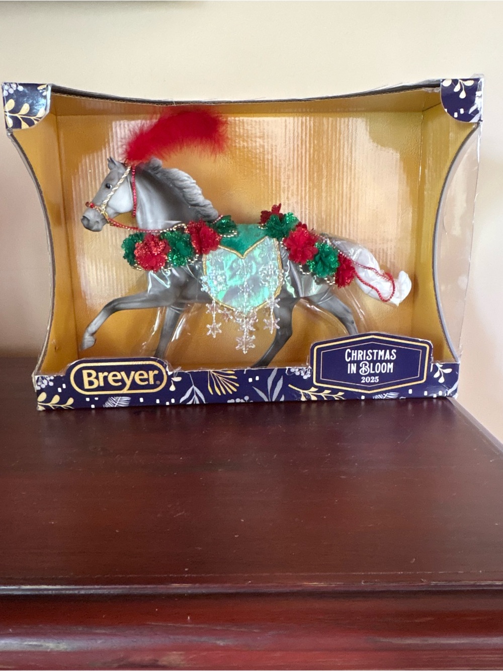NIB - Breyer “Christmas in Bloom” 2025 Holiday Horse *READ*
